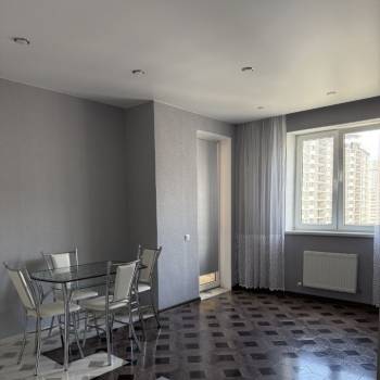 Продается 3-х комнатная квартира, 76,2 м²