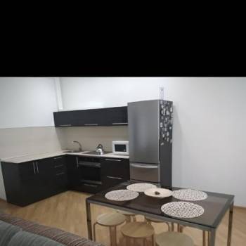 Продается 2-х комнатная квартира, 75,7 м²