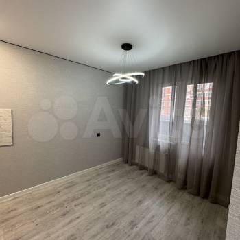 Продается 1-комнатная квартира, 38 м²