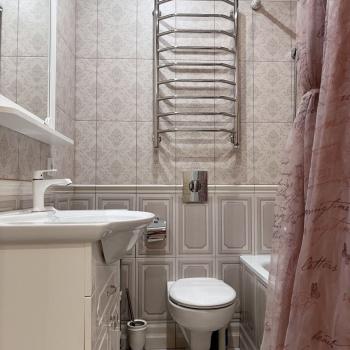 Продается 1-комнатная квартира, 46 м²