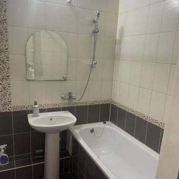 Продается 1-комнатная квартира, 42,5 м²