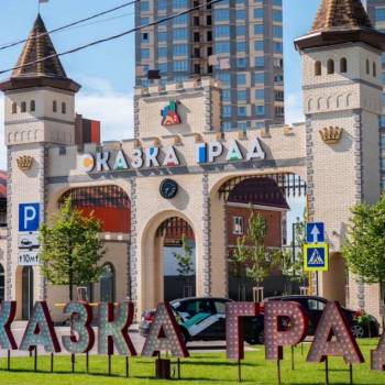 Продается 1-комнатная квартира, 42 м²