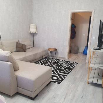 Продается 1-комнатная квартира, 50 м²