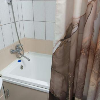 Продается 1-комнатная квартира, 37 м²