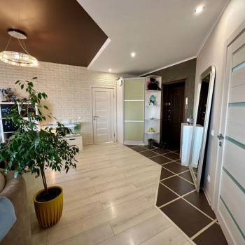 Продается 2-х комнатная квартира, 71 м²