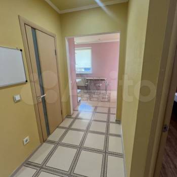 Продается 1-комнатная квартира, 38 м²