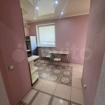 Продается 1-комнатная квартира, 38 м²