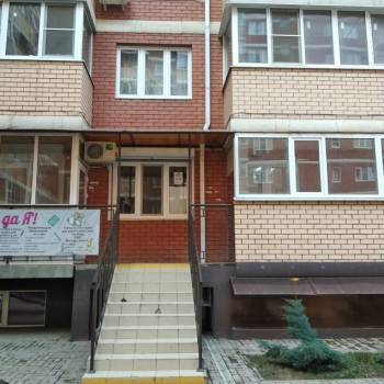 Продается 1-комнатная квартира, 45 м²