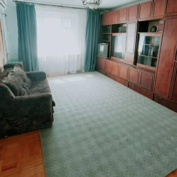 Продается 1-комнатная квартира, 38 м²