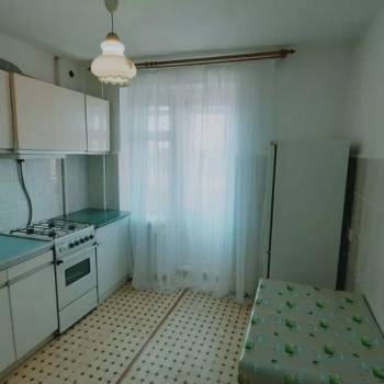 Продается 1-комнатная квартира, 38 м²