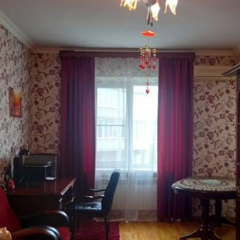 Продается 3-х комнатная квартира, 104 м²