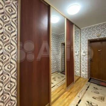 Продается 3-х комнатная квартира, 104 м²