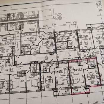 Продается 1-комнатная квартира, 37,5 м²