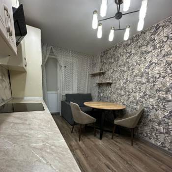 Сдается 1-комнатная квартира, 45 м²