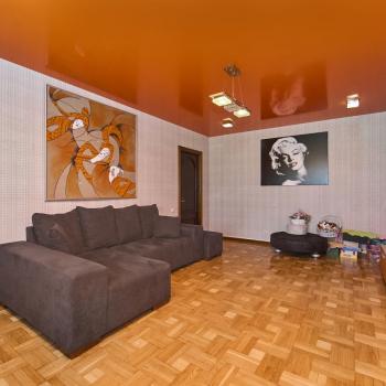 Продается Многокомнатная квартира, 130 м²