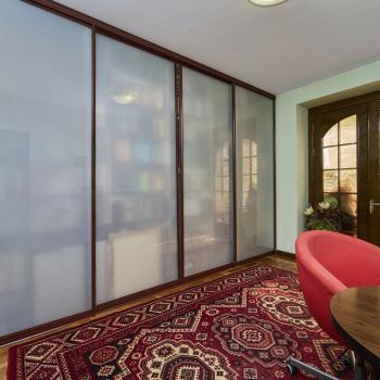 Продается Многокомнатная квартира, 130 м²