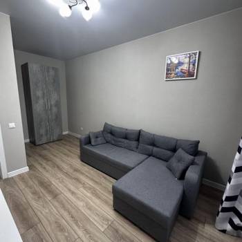 Продается 1-комнатная квартира, 37,3 м²