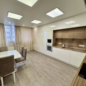 Продается 3-х комнатная квартира, 101,6 м²