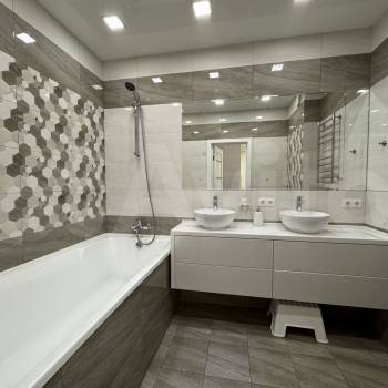 Продается 3-х комнатная квартира, 101,6 м²