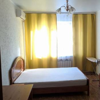 Продается 1-комнатная квартира, 42,5 м²