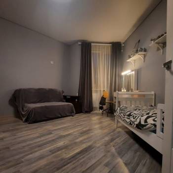 Продается 1-комнатная квартира, 50,7 м²