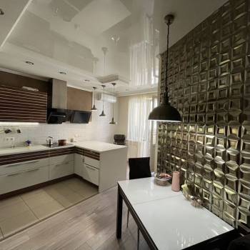 Продается 2-х комнатная квартира, 63 м²