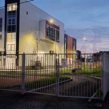 Продается 2-х комнатная квартира, 57 м²