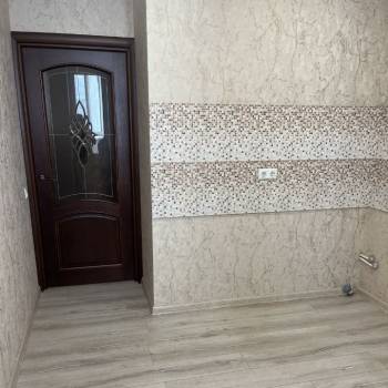 Продается 1-комнатная квартира, 35 м²