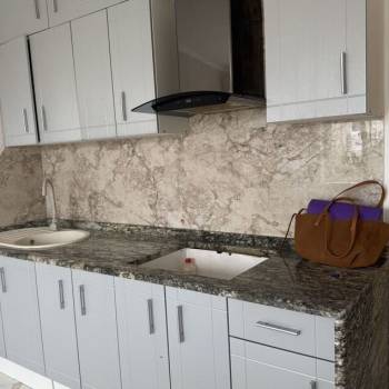 Продается 2-х комнатная квартира, 67 м²