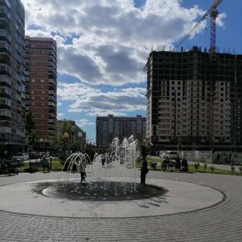 Продается 1-комнатная квартира, 42 м²