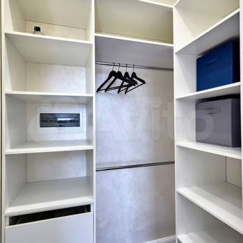 Продается 1-комнатная квартира, 42,2 м²