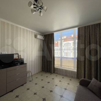 Продается 1-комнатная квартира, 55 м²