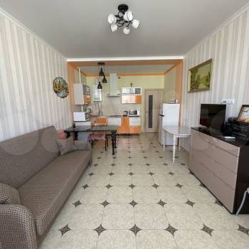 Продается 1-комнатная квартира, 55 м²