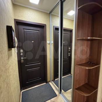 Продается 1-комнатная квартира, 40 м²