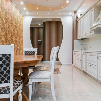 Сдается Многокомнатная квартира, 130 м²