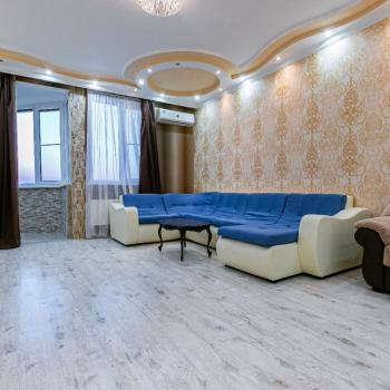 Сдается Многокомнатная квартира, 130 м²