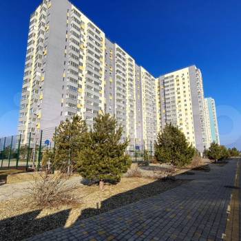 Продается 1-комнатная квартира, 40 м²