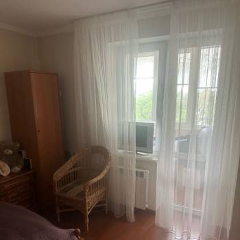 Продается Многокомнатная квартира, 180 м²