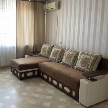 Продается 1-комнатная квартира, 38 м²