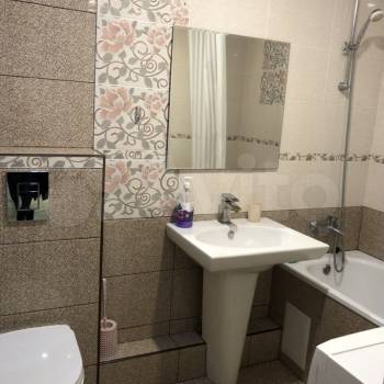 Продается 1-комнатная квартира, 38 м²