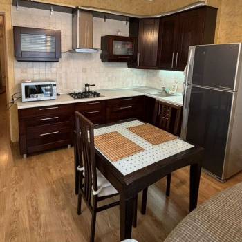 Продается 1-комнатная квартира, 53,8 м²