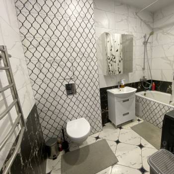 Продается 2-х комнатная квартира, 79 м²