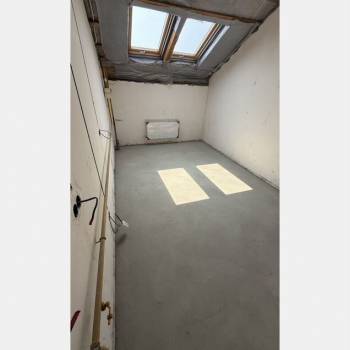 Продается 1-комнатная квартира, 49,6 м²