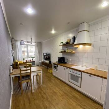 Продается 2-х комнатная квартира, 72 м²