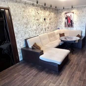 Продается Многокомнатная квартира, 80 м²