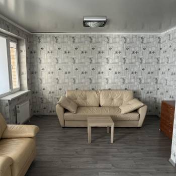 Сдается 1-комнатная квартира, 38 м²