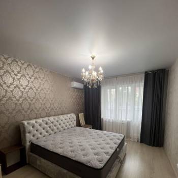 Продается 2-х комнатная квартира, 76,4 м²