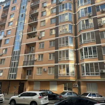 Продается 1-комнатная квартира, 46 м²