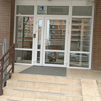 Сдается 1-комнатная квартира, 46 м²