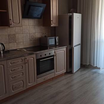 Сдается 1-комнатная квартира, 46 м²